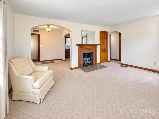 Photo 3 of Sale Pending at 2417 Hill Ave, Middletown, OH 45044 | MLS# 1894303 | Listing updated on 2026-09-20