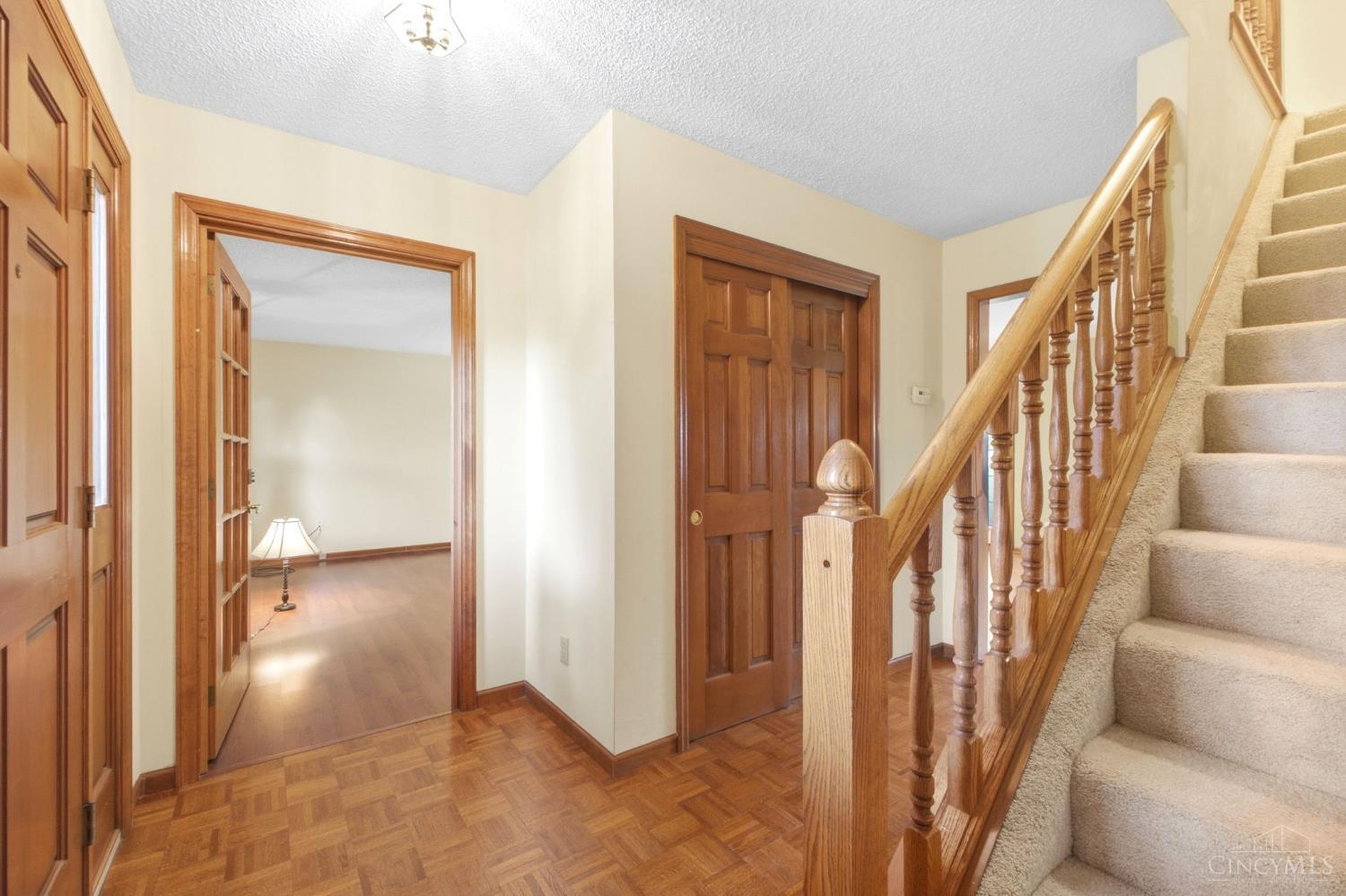 6091 Blueberry Drive, Liberty Twp, OH, 45011 — photo 4