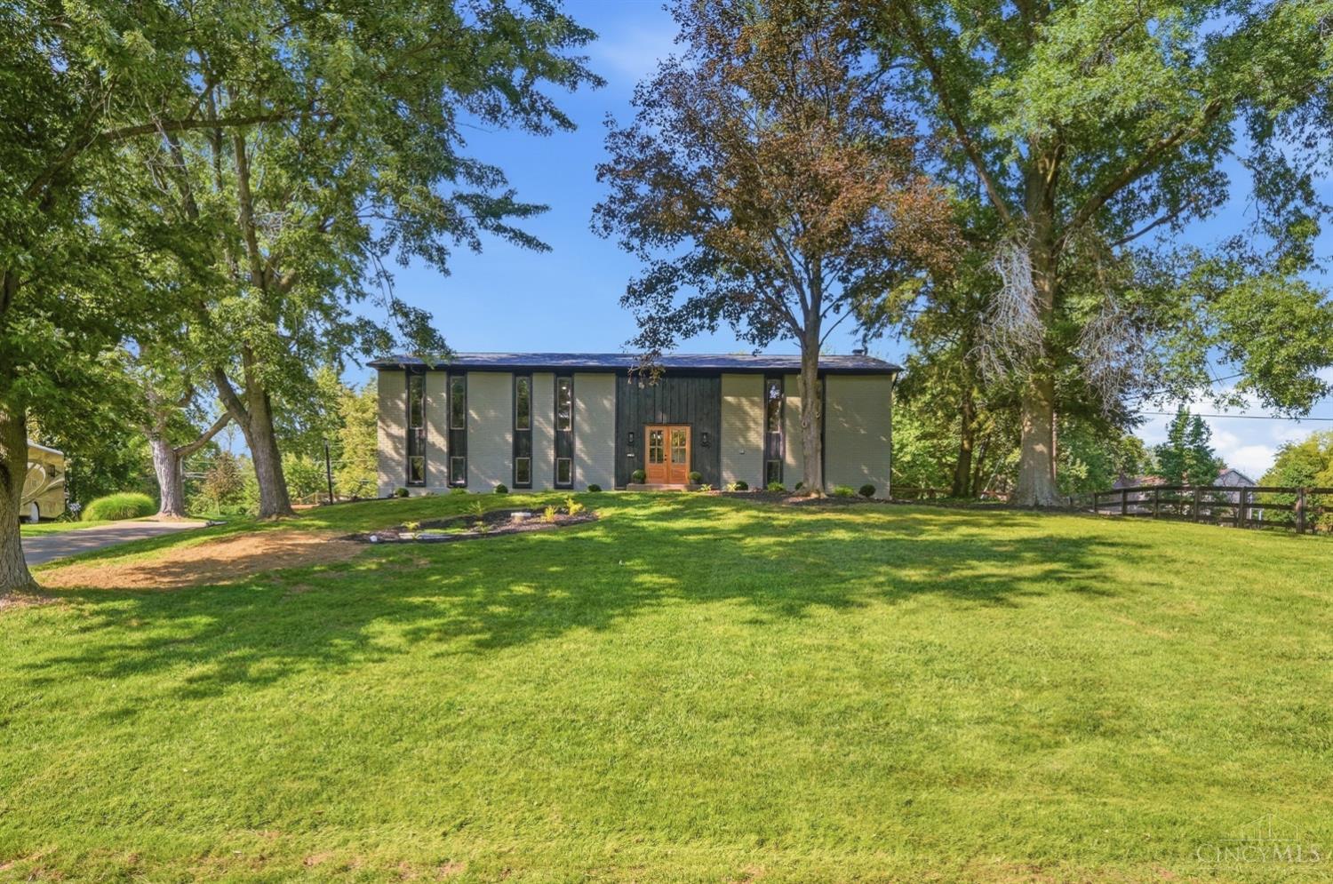 Photo 2 of Sale Pending at 1192 Valley Frg Rd, Miami Twp, OH 45150 | MLS# 1894238 | Listing updated on 2026-09-20