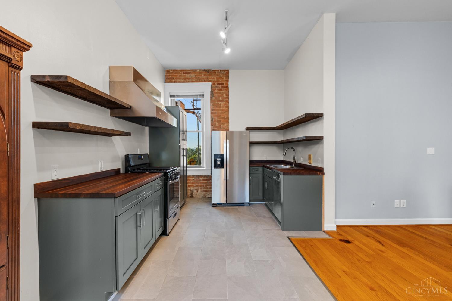 561 Milton Street #O, Cincinnati, OH, 45202 — photo 25