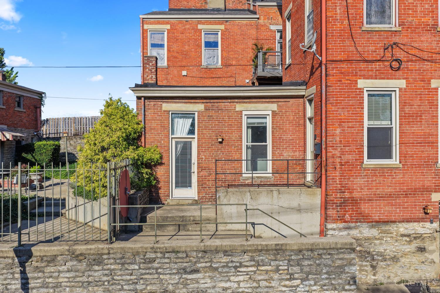 561 Milton Street #O, Cincinnati, OH, 45202 — photo 45