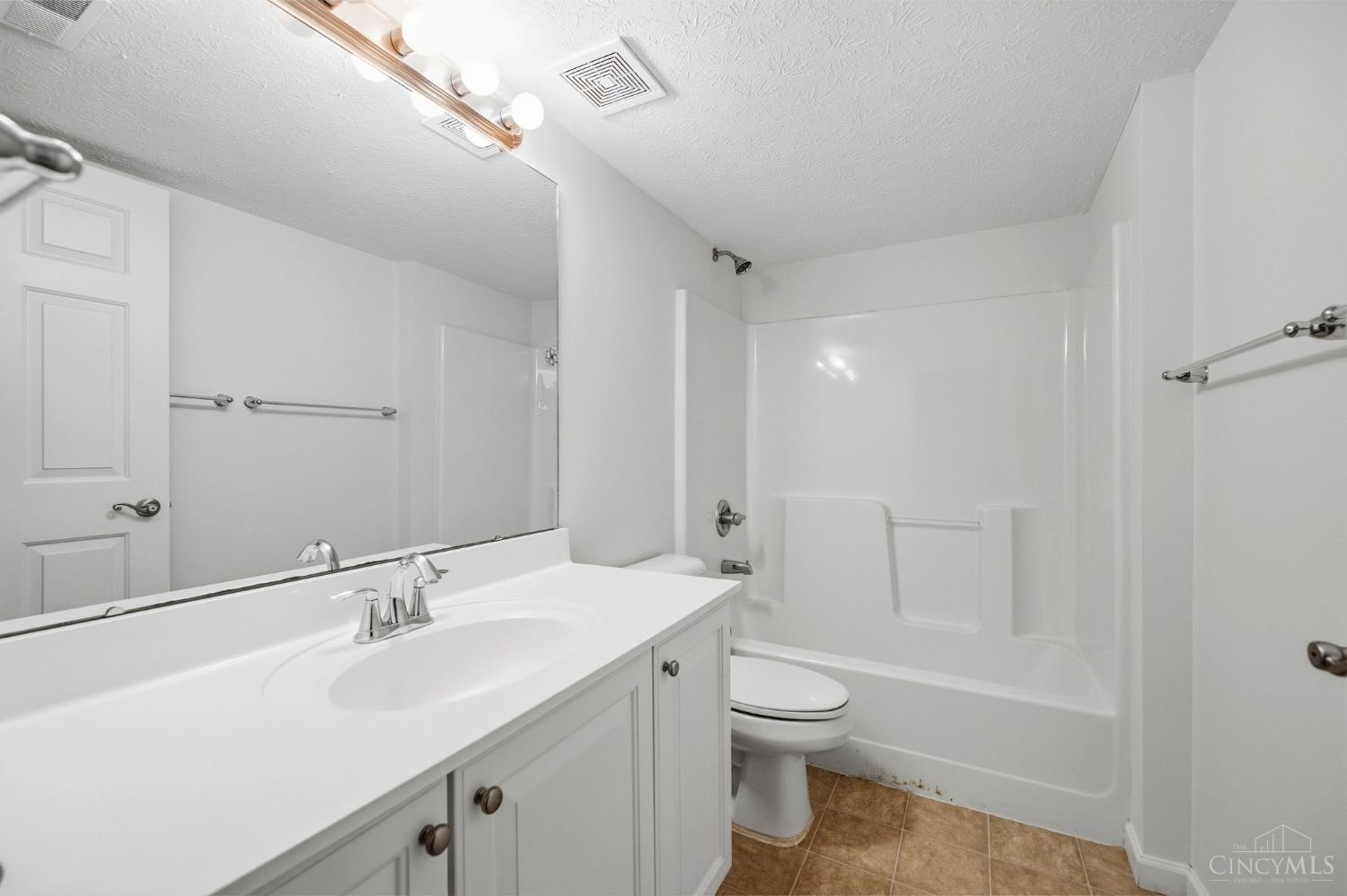 7515 Ribbon Falls Lane, Deerfield Twp., OH, 45039 — photo 42