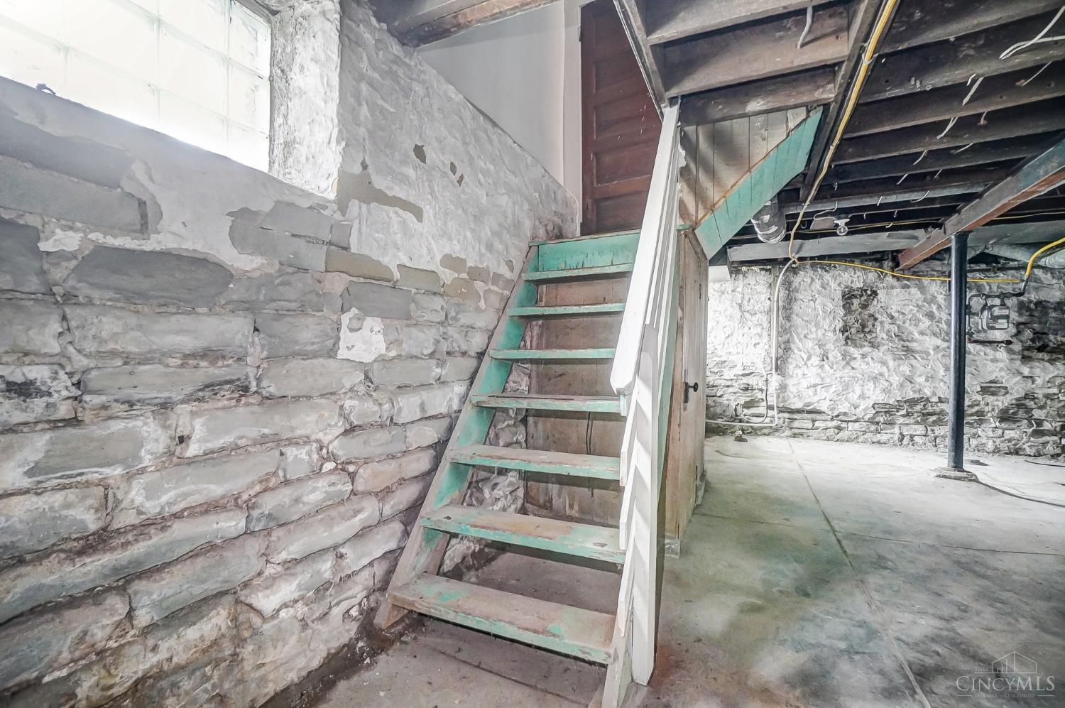 1575 Dixmont Avenue, Cincinnati, OH, 45207 — photo 59