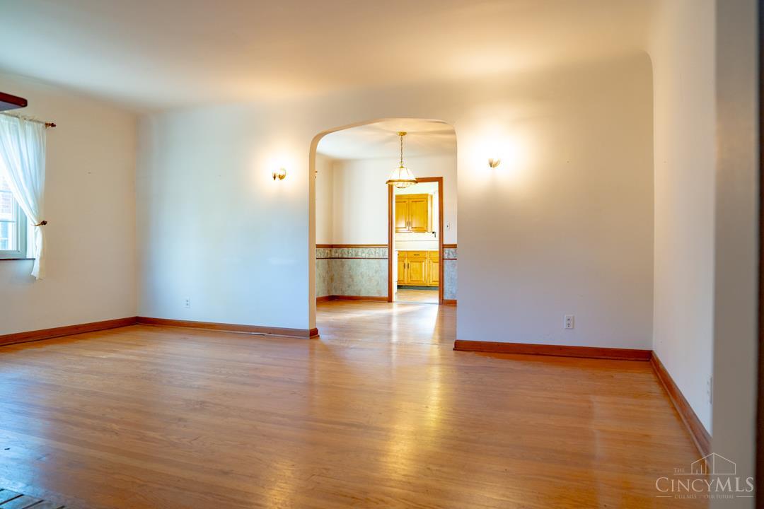 Photo 3 of Single family home for sale at 5923 Beacraft Ave, Cincinnati, OH 45213 | MLS# 1894267 | Listing updated on 2026-09-18