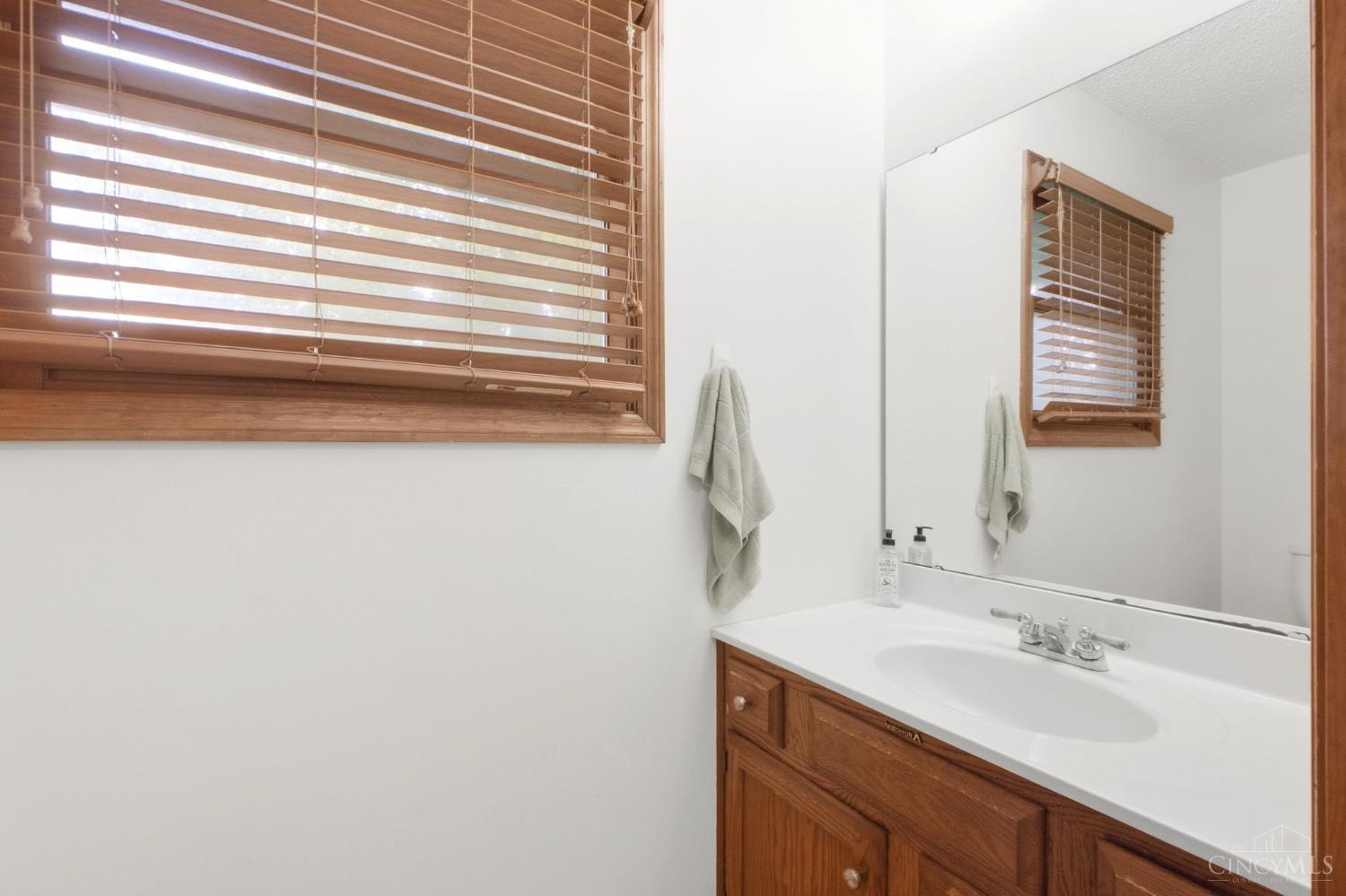 6091 Blueberry Drive, Liberty Twp, OH, 45011 — photo 16