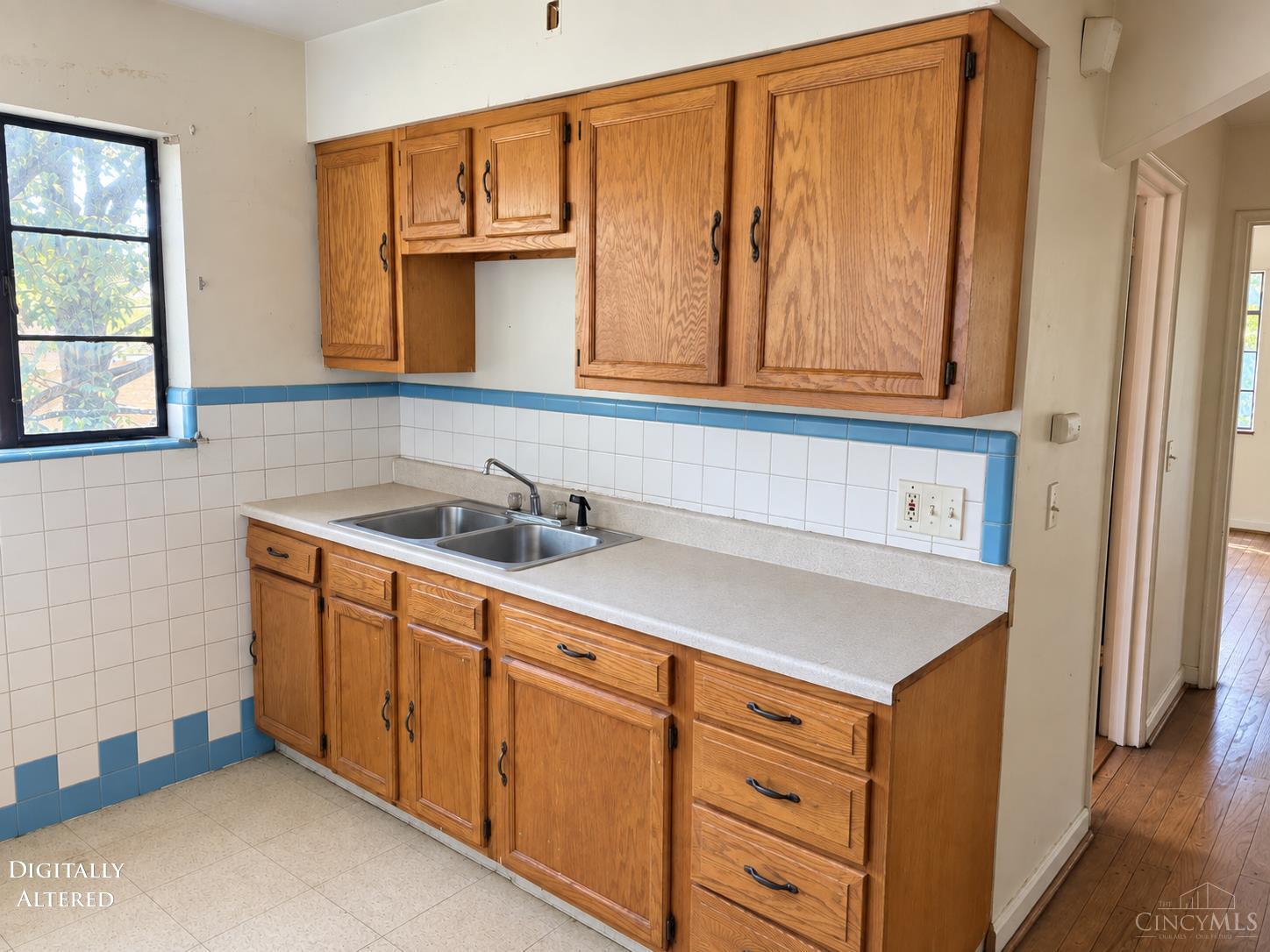 Photo 3 of Multi family home for sale at 4419 Ridgeview Ave, Cincinnati, OH 45238 | MLS# 1894344 | Listing updated on 2026-09-17