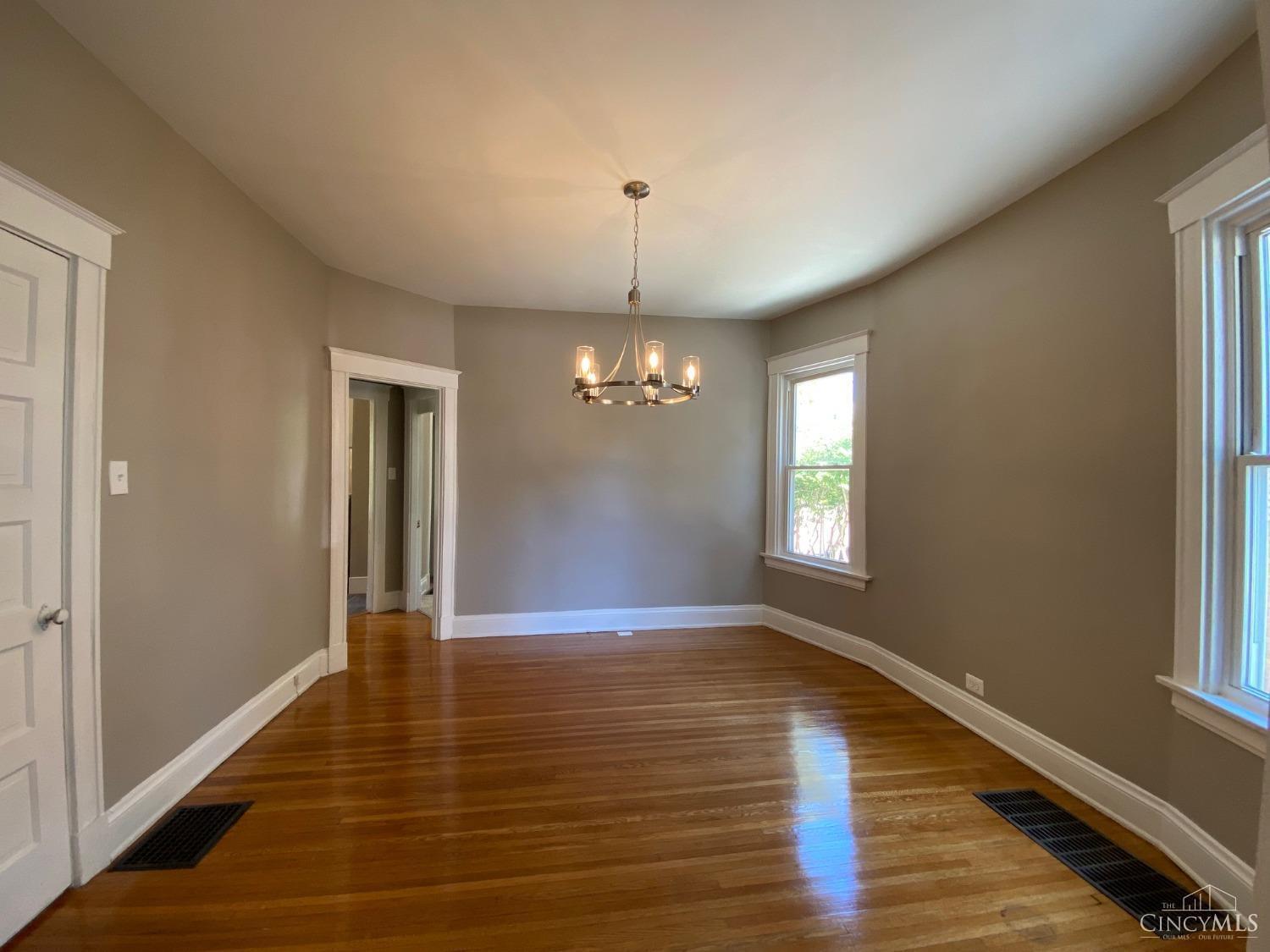 2806 Observatory Avenue, Cincinnati, OH, 45208 — photo 63