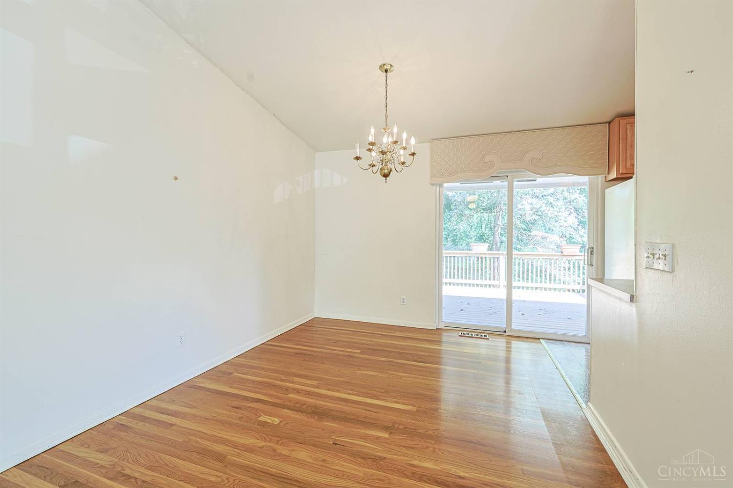 7306 Redondo Court, Madeira, OH, 45243 — photo 6