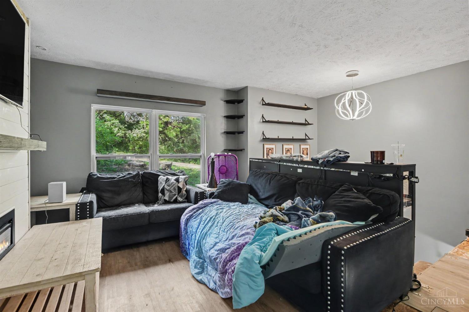Photo 3 of Single family home for sale at 419 Mount Nebo Rd, Cleves, OH 45002 | MLS# 1894312 | Listing updated on 2026-09-18
