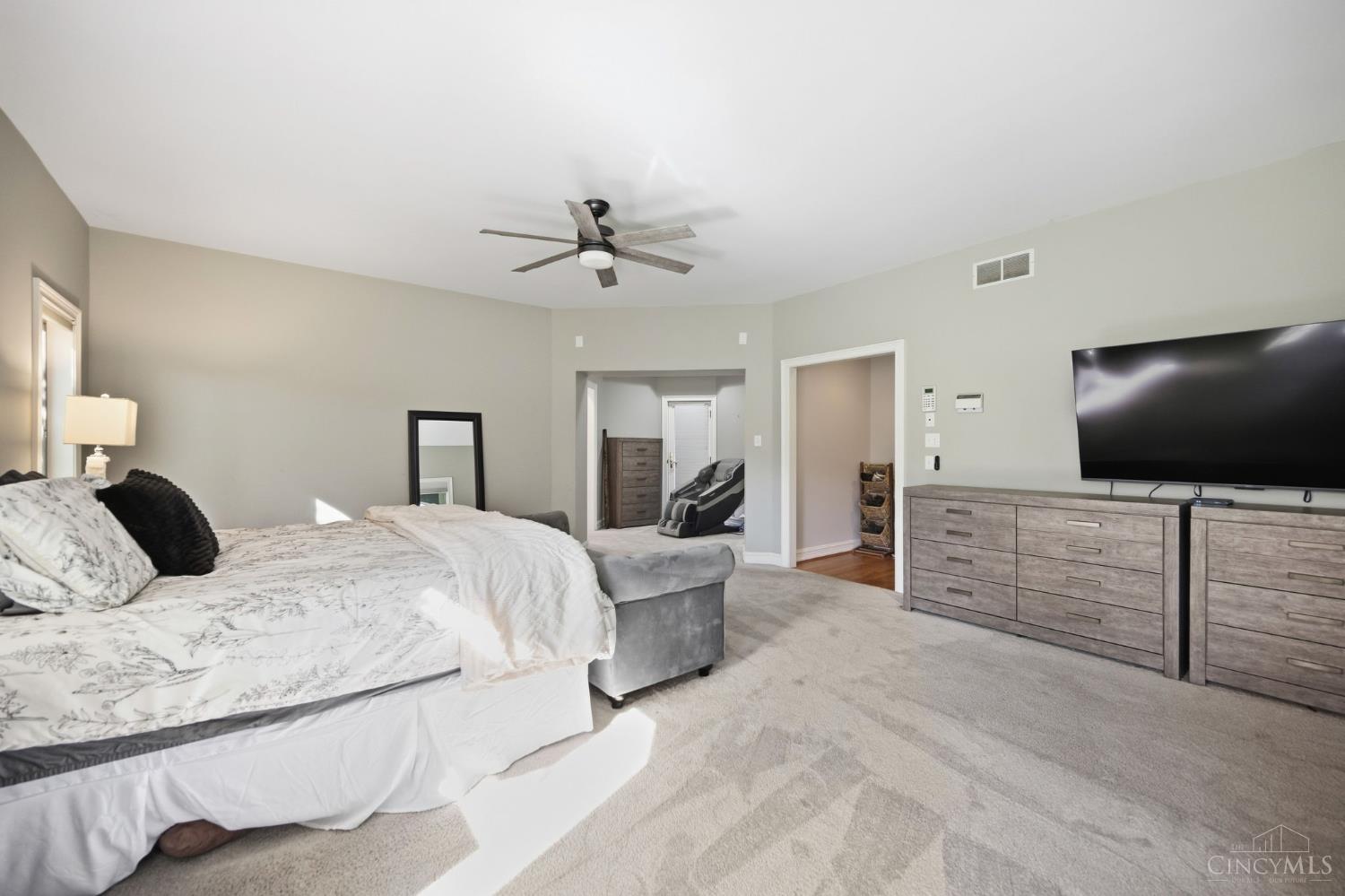 1204 Red Roan Drive, Miami Twp, OH, 45140 — photo 12