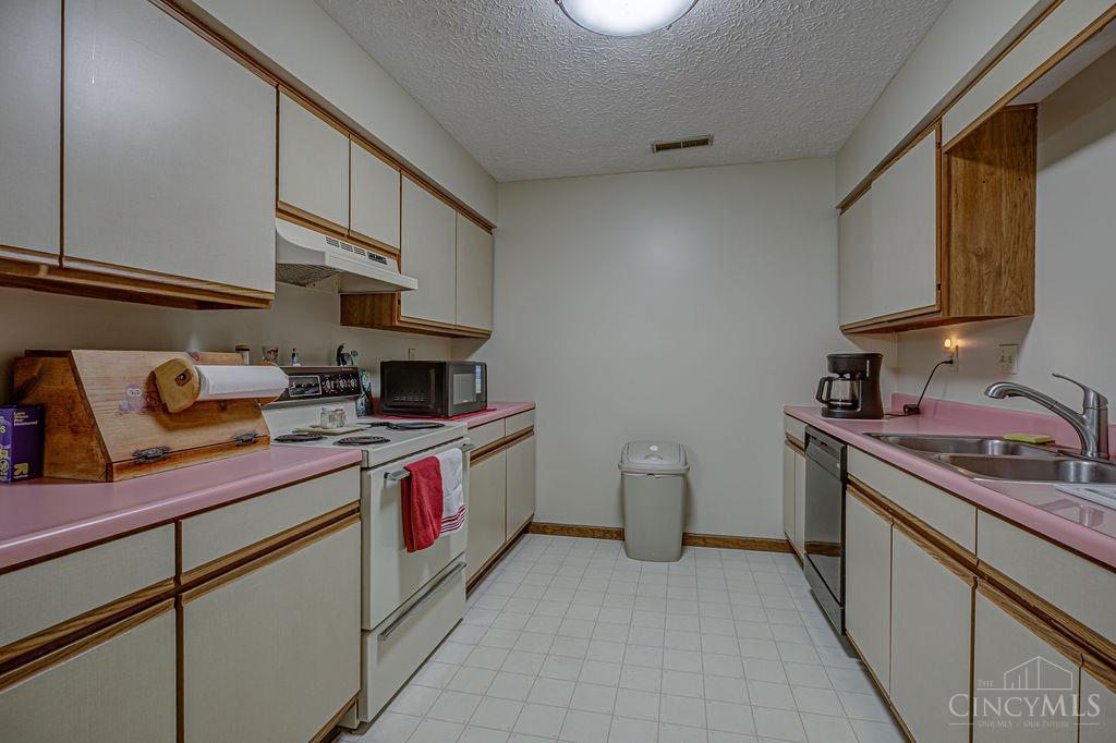 650 Leo Drive, Hamilton, OH, 45013 — photo 22