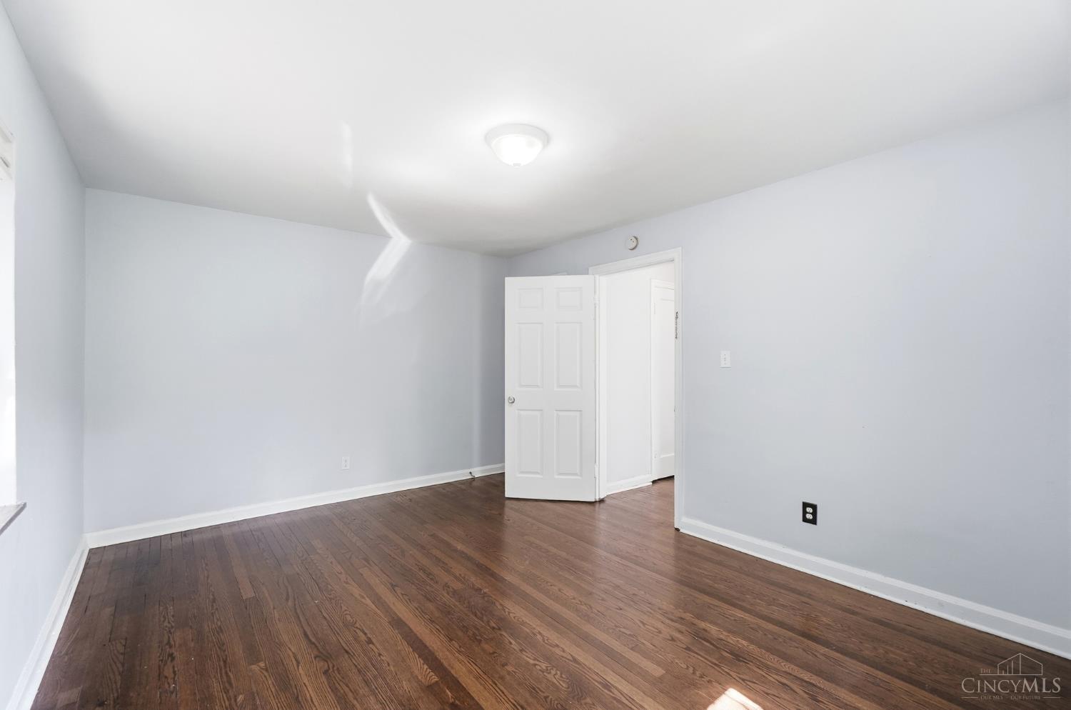 3065 Bracken Woods Lane, Cincinnati, OH, 45211 — photo 20