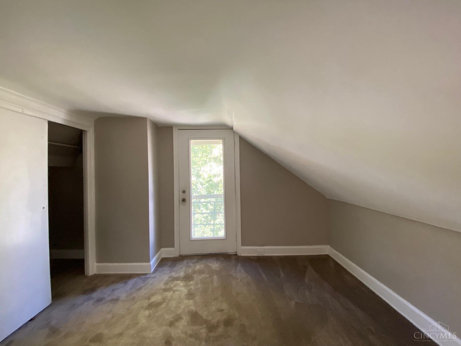 2806 Observatory Avenue, Cincinnati, OH, 45208 — photo 42
