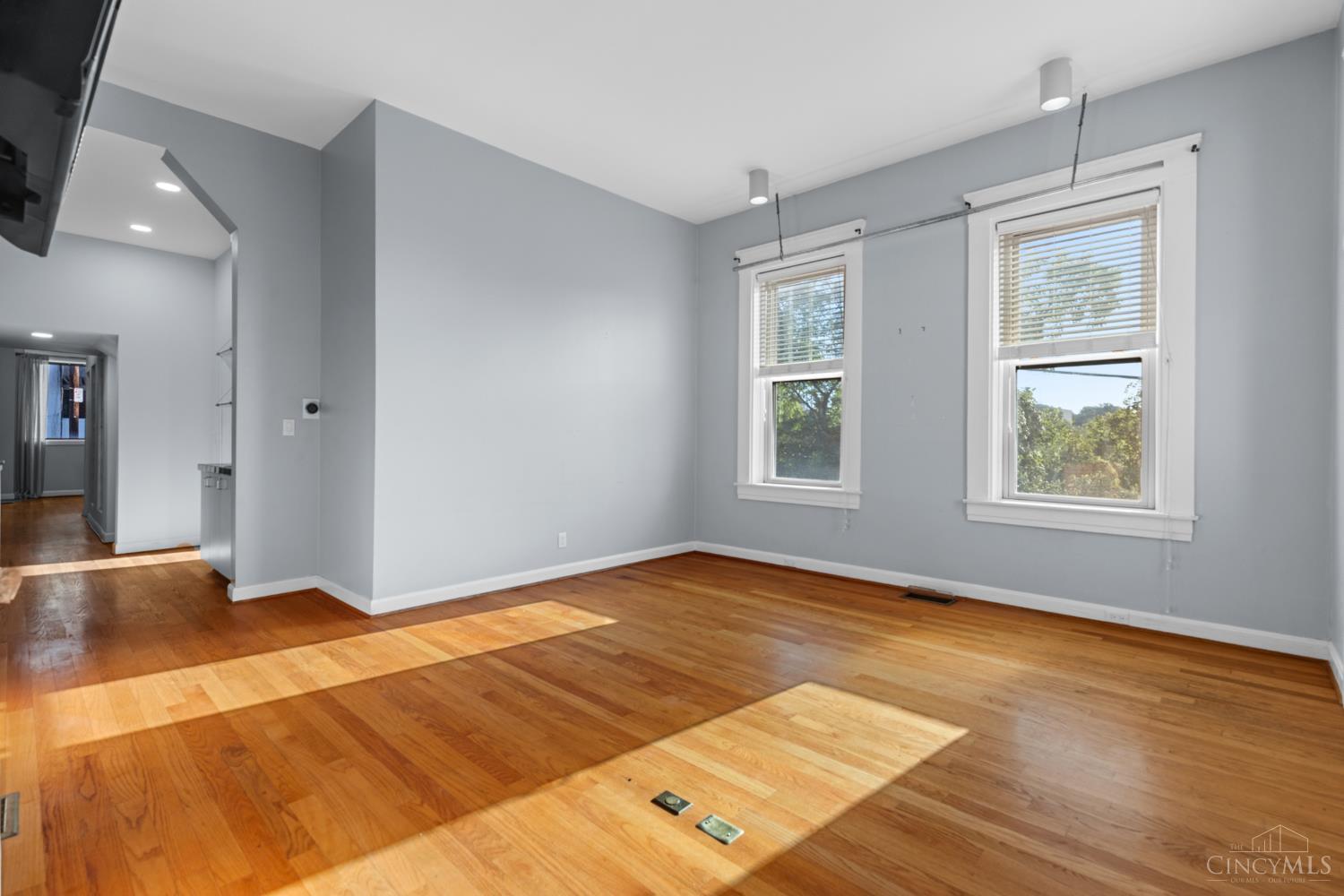 561 Milton Street #O, Cincinnati, OH, 45202 — photo 8