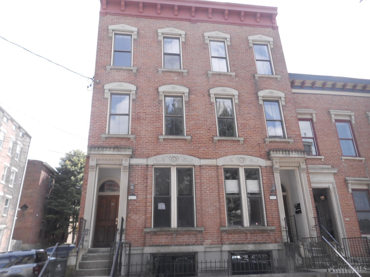 433 Hopkins Street