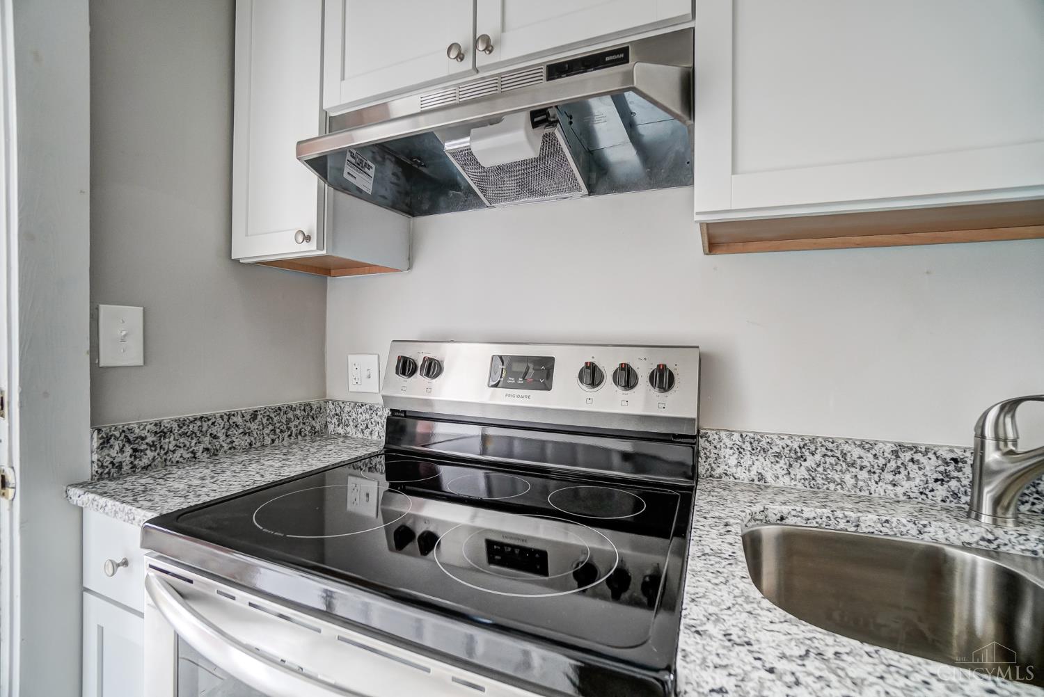 1575 Dixmont Avenue, Cincinnati, OH, 45207 — photo 27