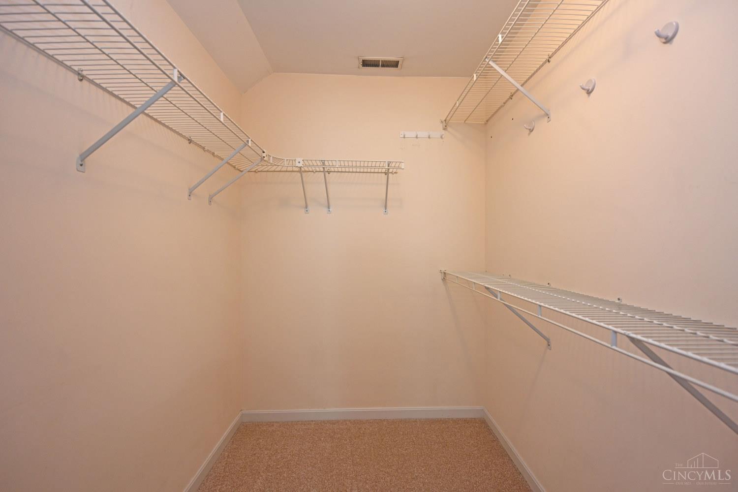 5005 Dovetail Lane, Cincinnati, OH, 45223 — photo 31