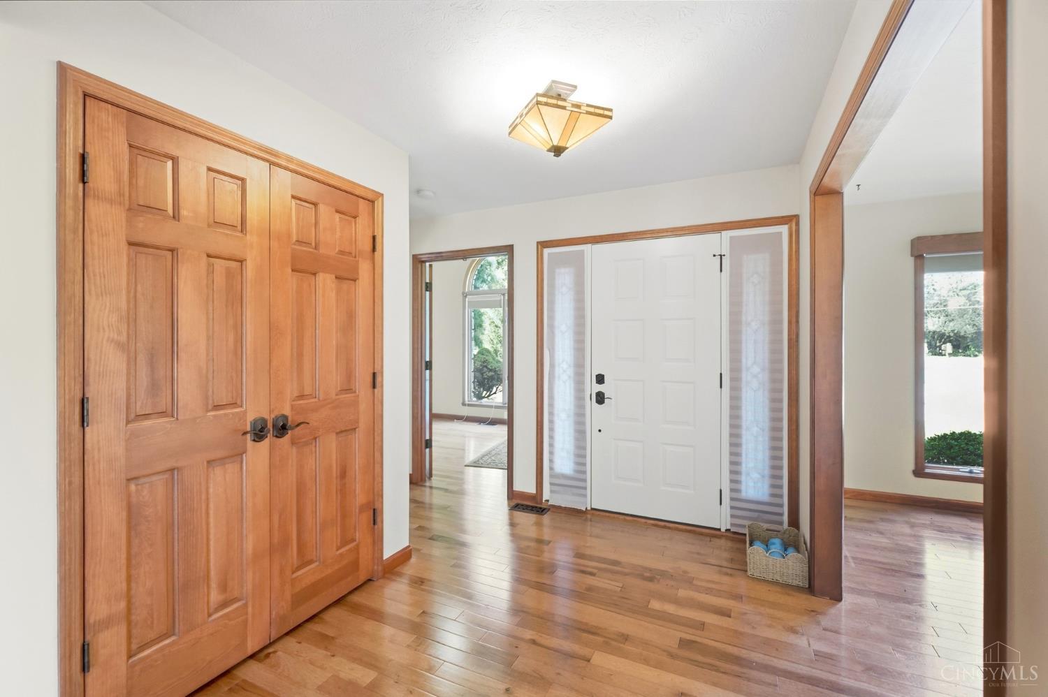 5343 Boomer Road, Green Twp, OH, 45247 — photo 5