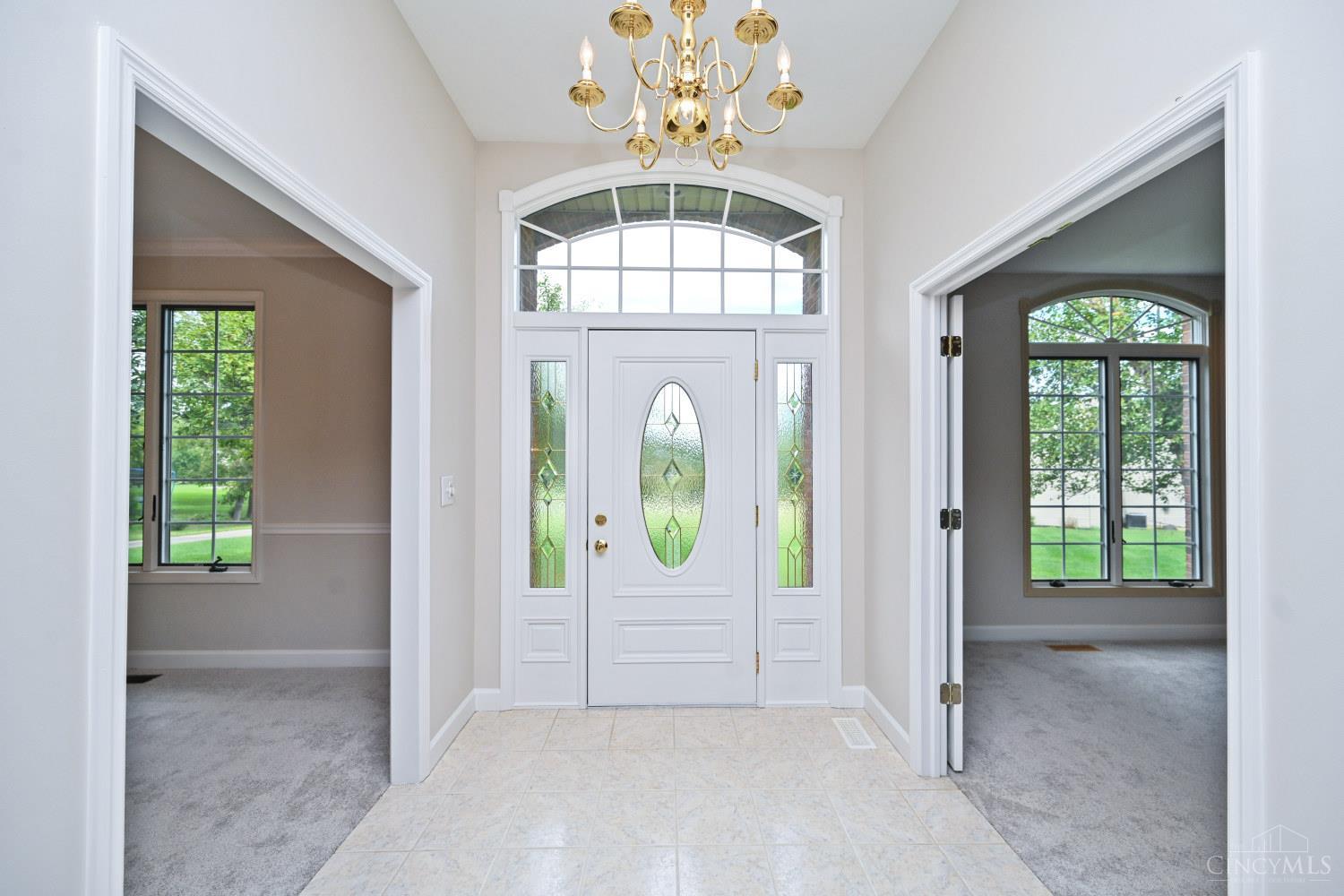 5474 Chancellor Lane, Hamilton Twp, OH, 45152 — photo 4