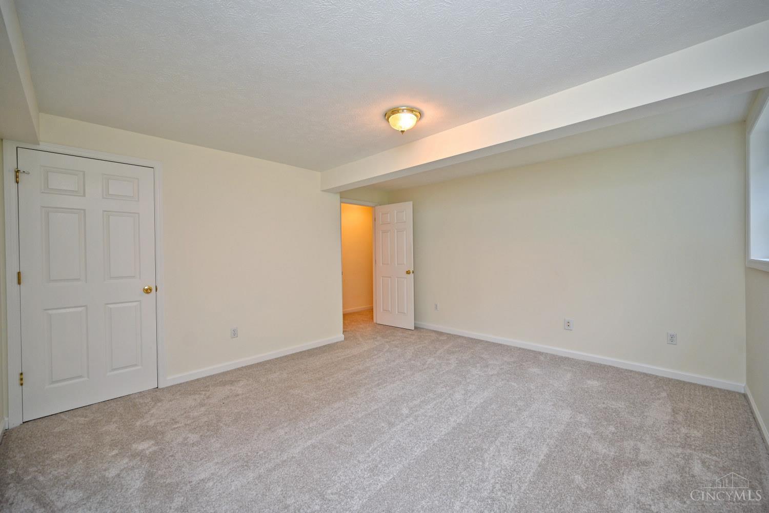 5474 Chancellor Lane, Hamilton Twp, OH, 45152 — photo 39