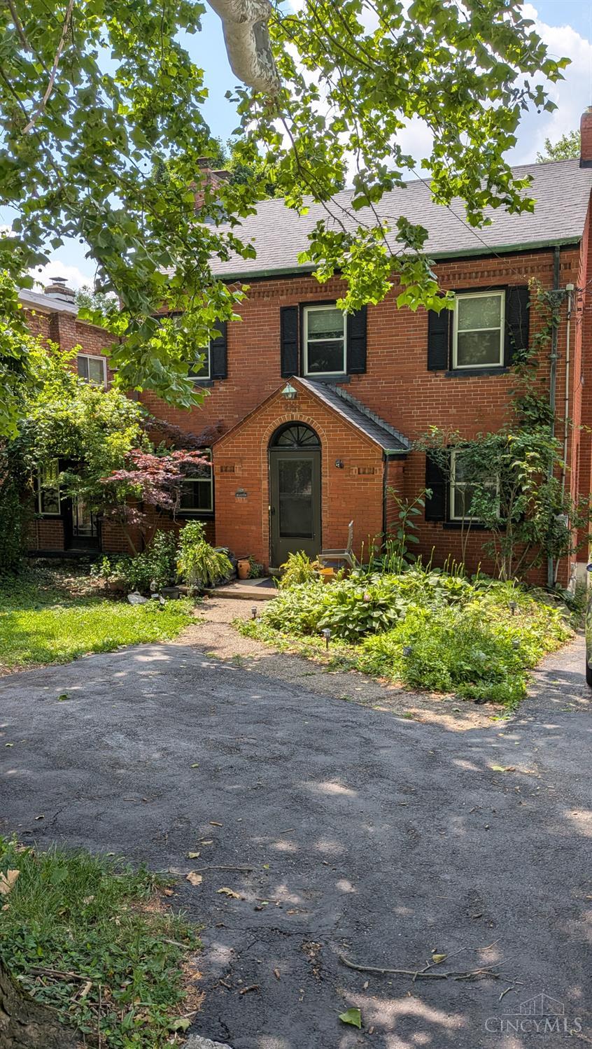 Photo 1 of Single family home for sale at 2214 W North Bnd Rd, Cincinnati, OH 45239 | MLS# 1894364 | Listing updated on 2026-09-19