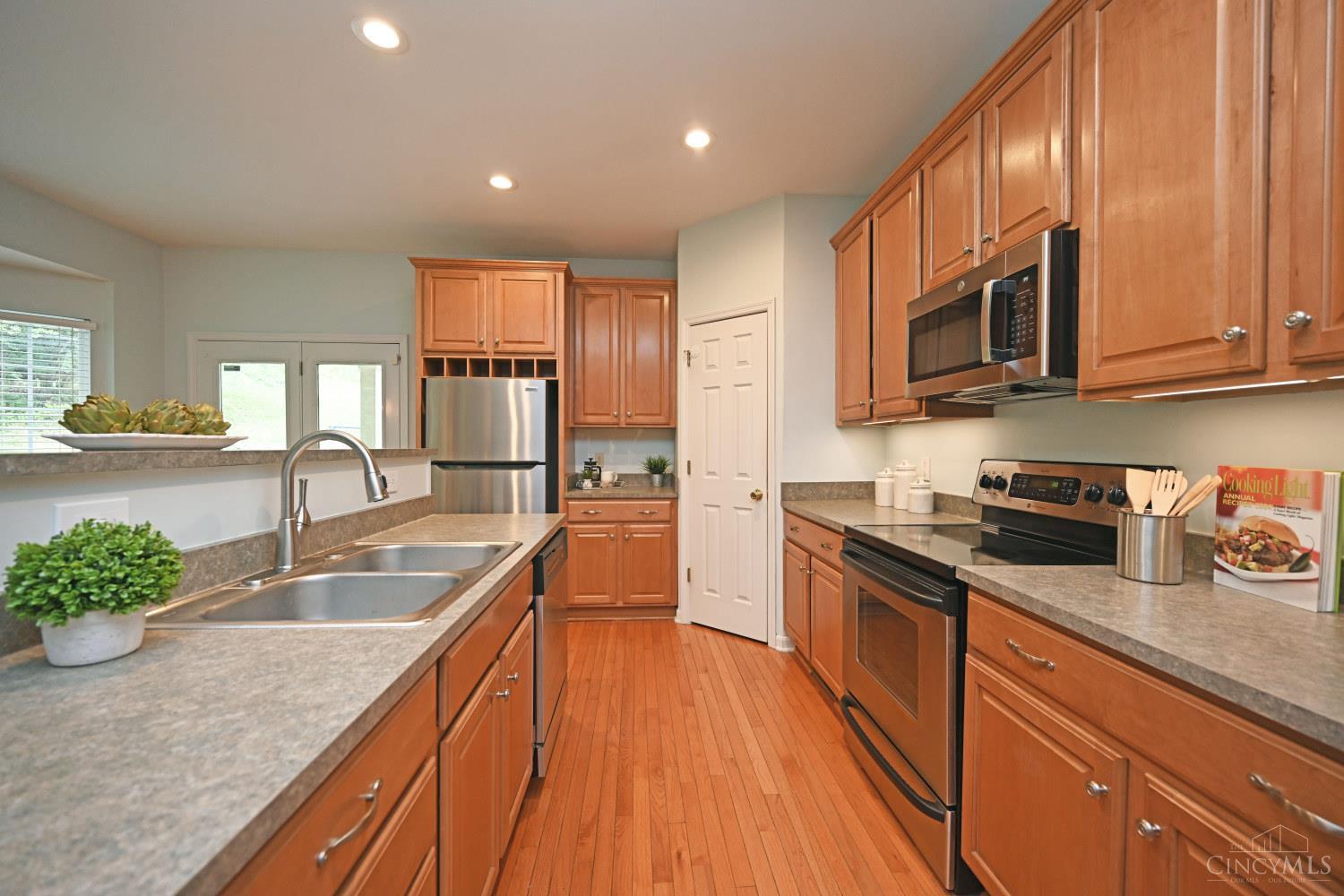 5005 Dovetail Lane, Cincinnati, OH, 45223 — photo 23