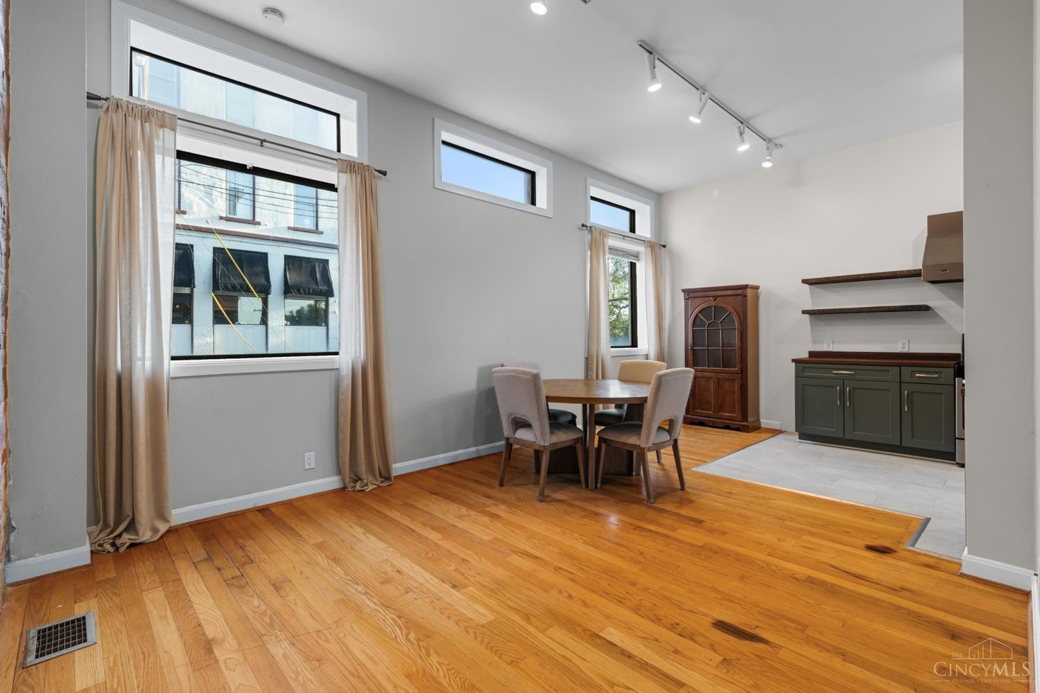 561 Milton Street #O, Cincinnati, OH, 45202 — photo 20