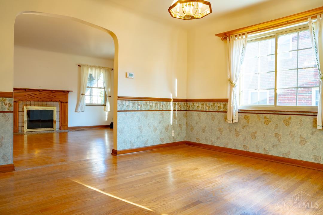 Photo 4 of Single family home for sale at 5923 Beacraft Ave, Cincinnati, OH 45213 | MLS# 1894267 | Listing updated on 2026-09-18