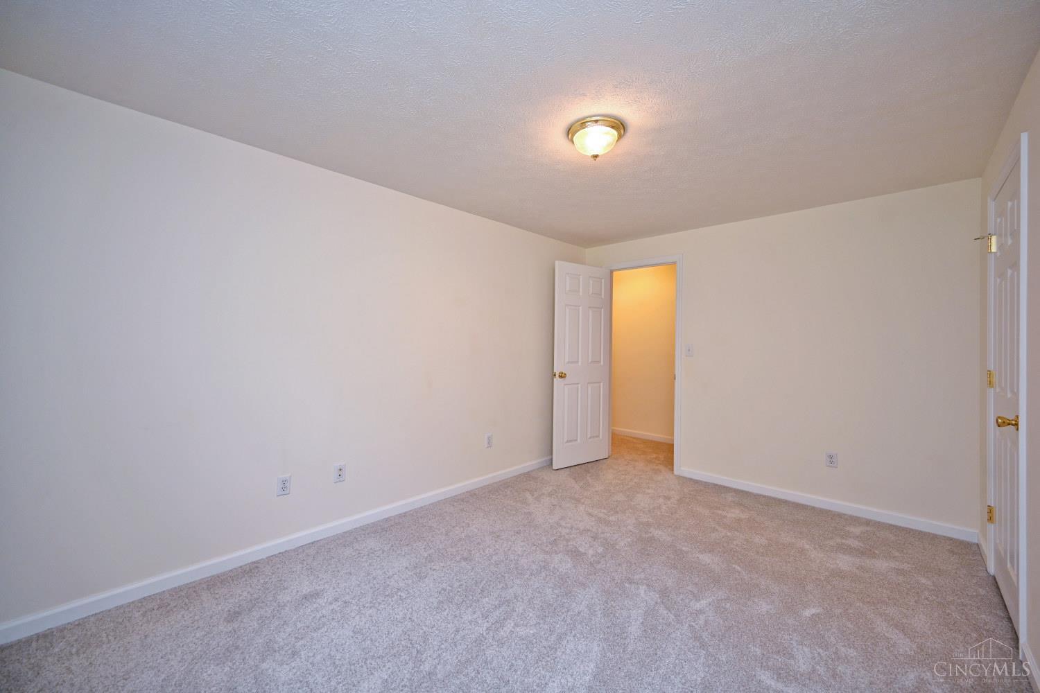 5474 Chancellor Lane, Hamilton Twp, OH, 45152 — photo 36