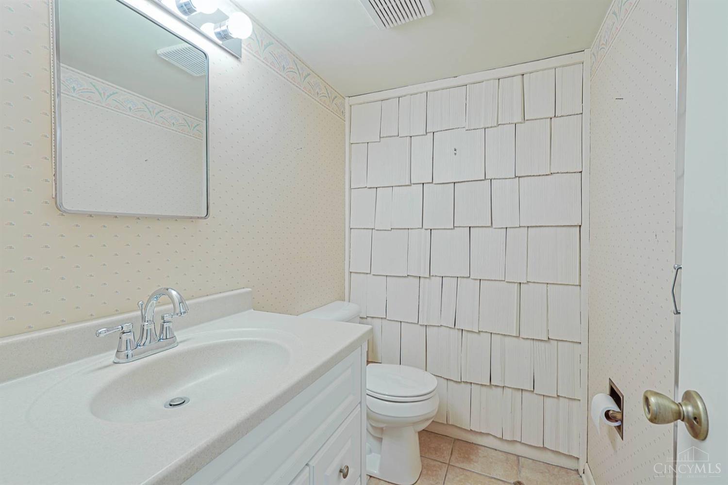 7306 Redondo Court, Madeira, OH, 45243 — photo 21