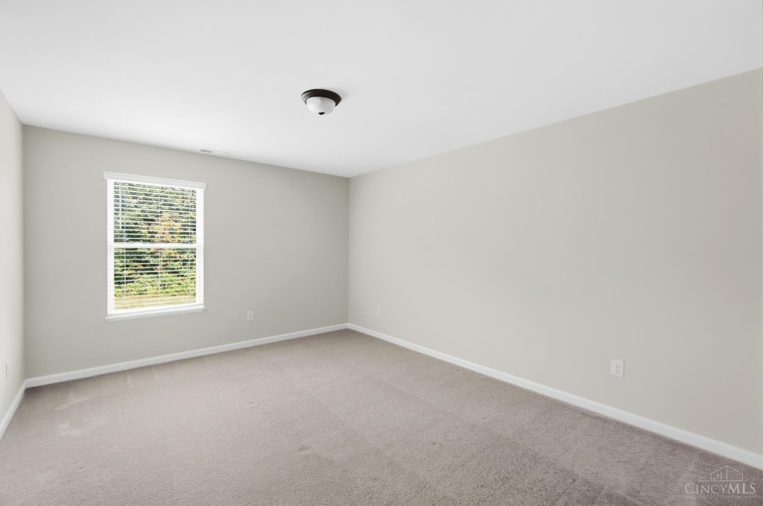 5785 Turning Leaf Way, Hamilton Twp, OH, 45039 — photo 26