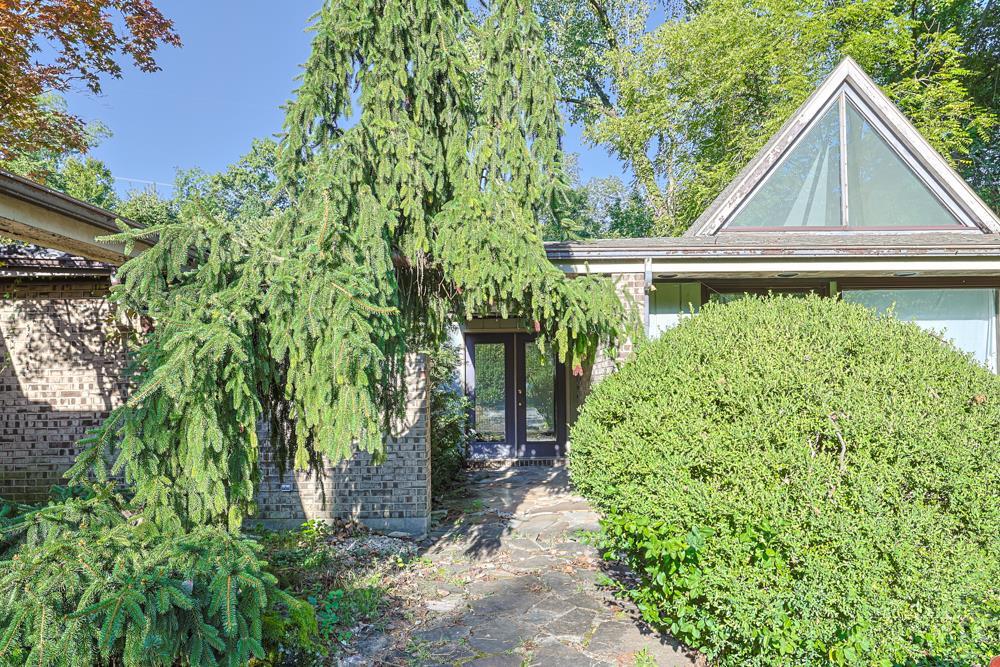 Photo 3 of Single family home for sale at 5445 Sherfield Dr, Trotwood, OH 45426 | MLS# 1894302 | Listing updated on 2026-09-17