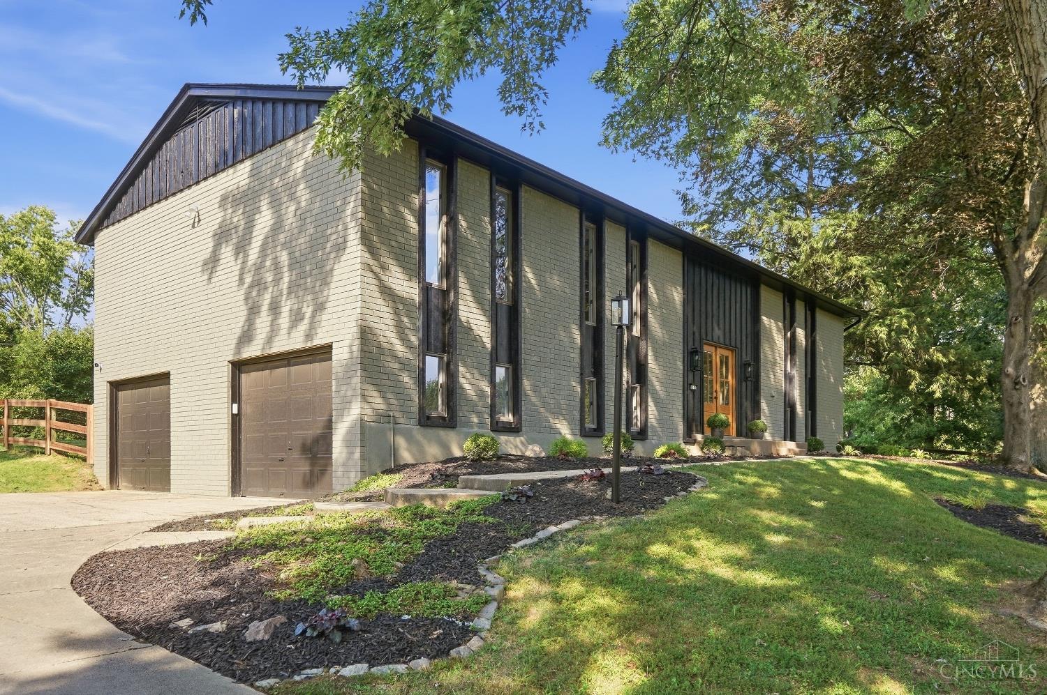 Photo 4 of Sale Pending at 1192 Valley Frg Rd, Miami Twp, OH 45150 | MLS# 1894238 | Listing updated on 2026-09-20