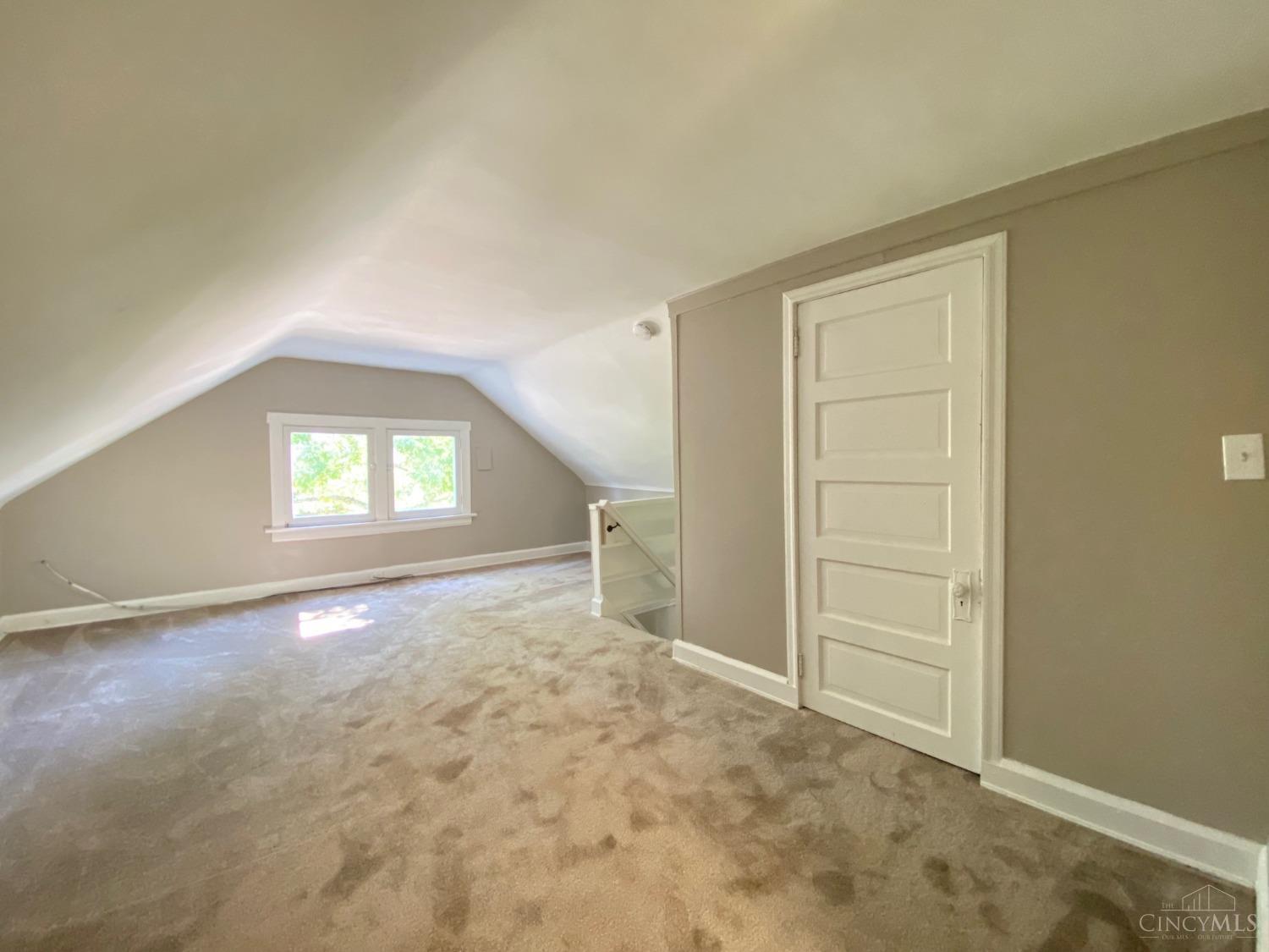 2806 Observatory Avenue, Cincinnati, OH, 45208 — photo 35
