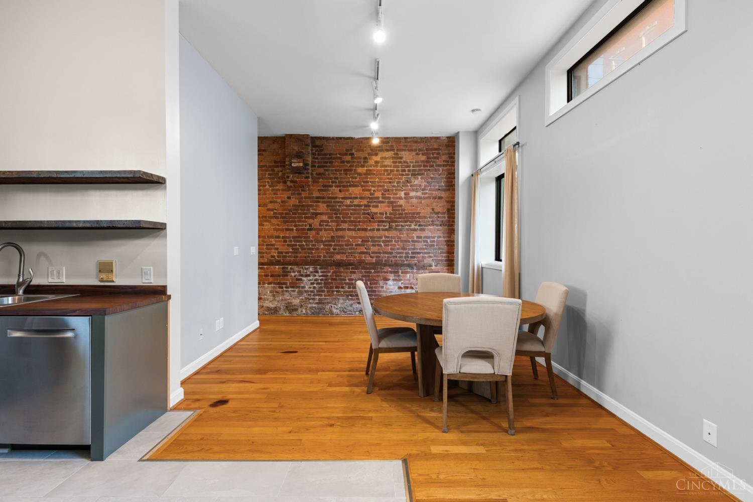 561 Milton Street #O, Cincinnati, OH, 45202 — photo 29