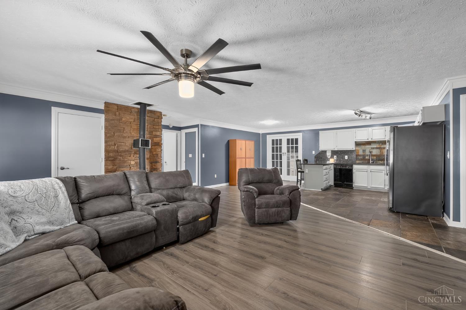 102 Boulder Drive, Sterling Twp, OH, 45154 — photo 5