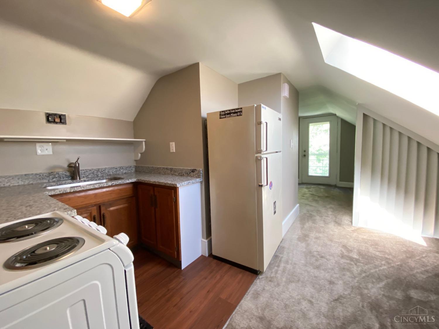 2806 Observatory Avenue, Cincinnati, OH, 45208 — photo 37