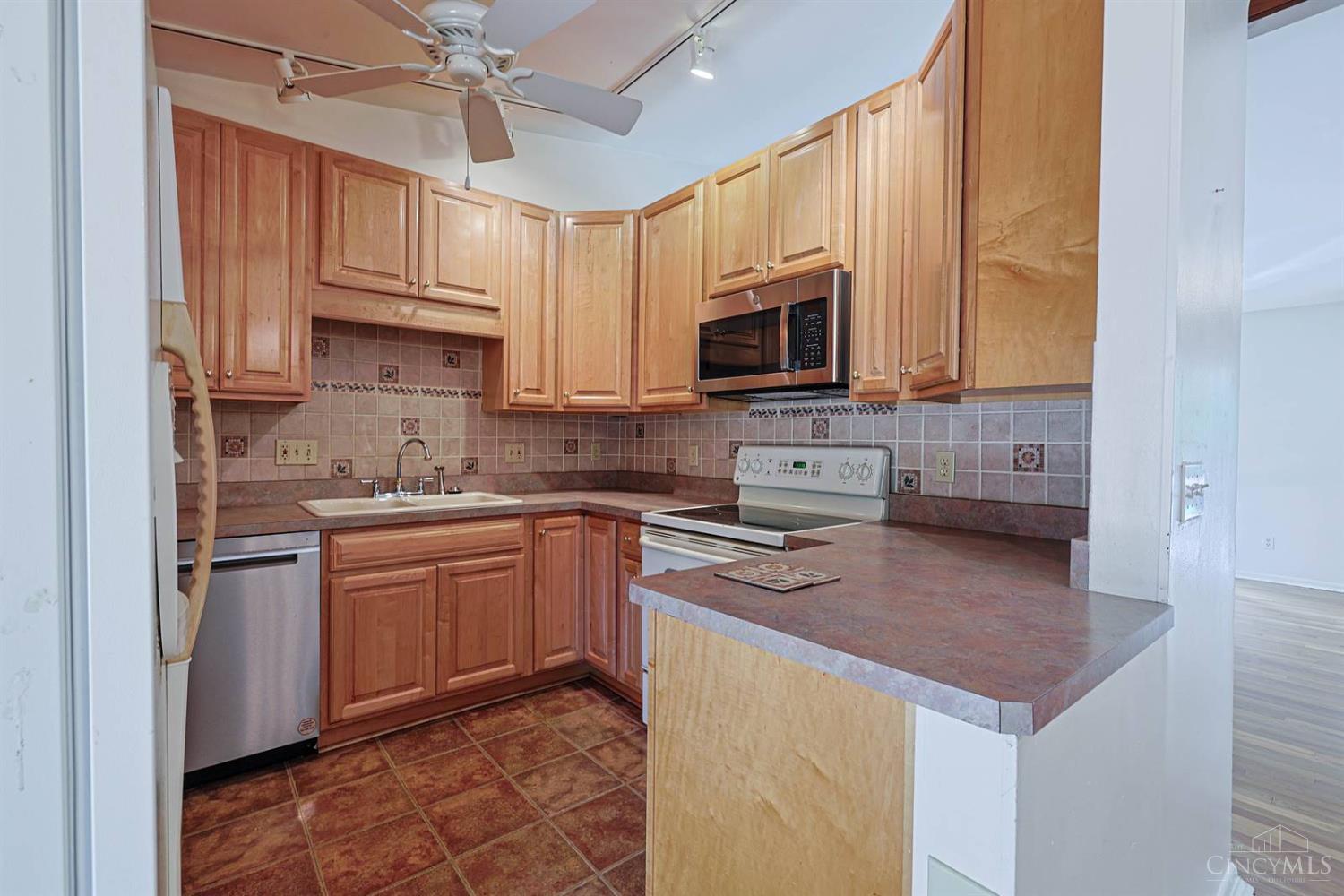 7306 Redondo Court, Madeira, OH, 45243 — photo 9