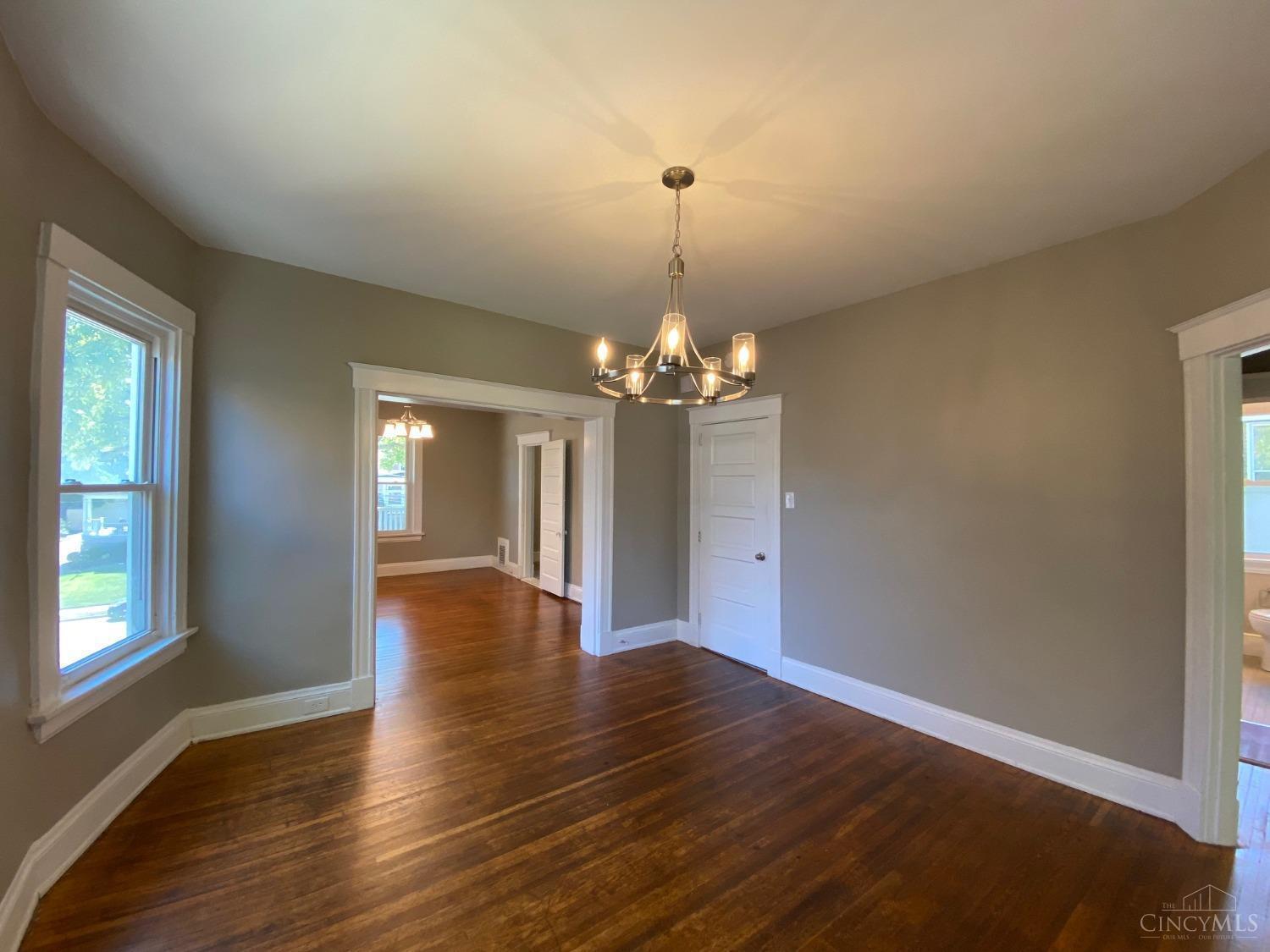 2806 Observatory Avenue, Cincinnati, OH, 45208 — photo 13