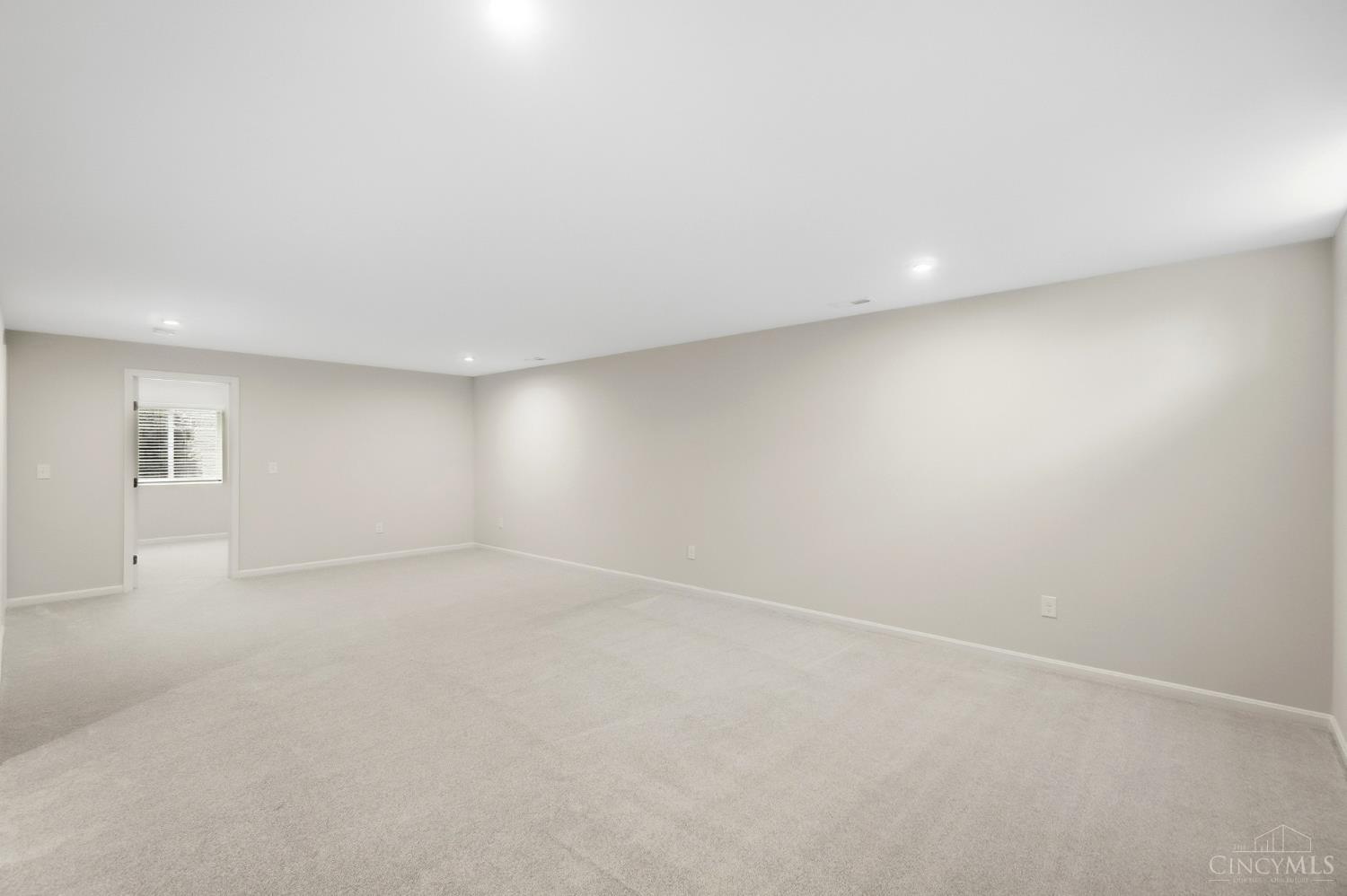 5785 Turning Leaf Way, Hamilton Twp, OH, 45039 — photo 29