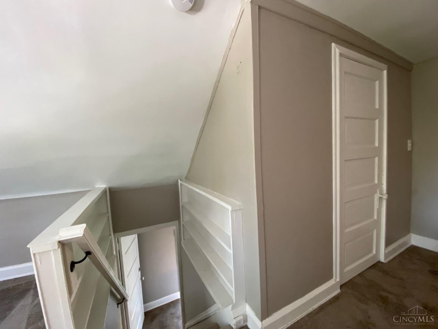 2806 Observatory Avenue, Cincinnati, OH, 45208 — photo 47