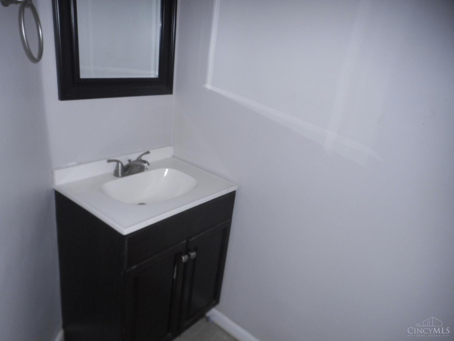 435 Hopkins Street, Cincinnati, OH, 45203 — photo 13