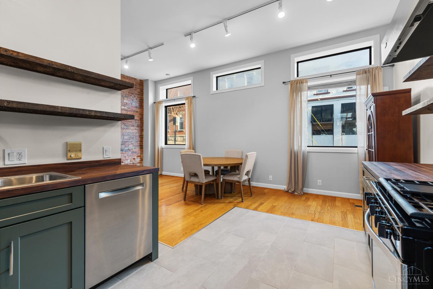 561 Milton Street #O, Cincinnati, OH, 45202 — photo 30