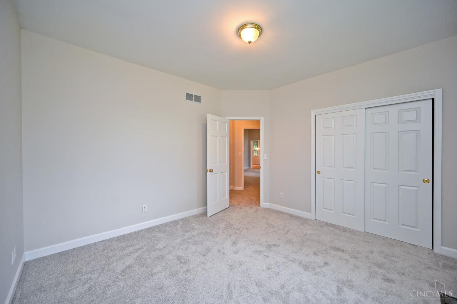 5474 Chancellor Lane, Hamilton Twp, OH, 45152 — photo 31