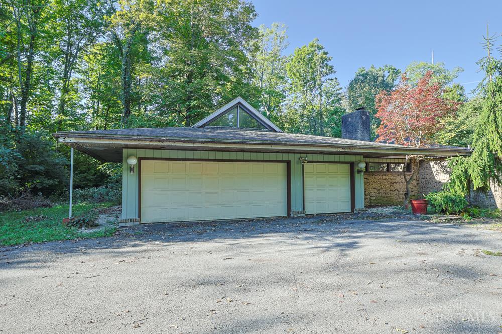 Photo 2 of Single family home for sale at 5445 Sherfield Dr, Trotwood, OH 45426 | MLS# 1894302 | Listing updated on 2026-09-17