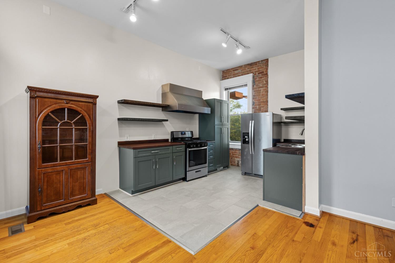 561 Milton Street #O, Cincinnati, OH, 45202 — photo 23