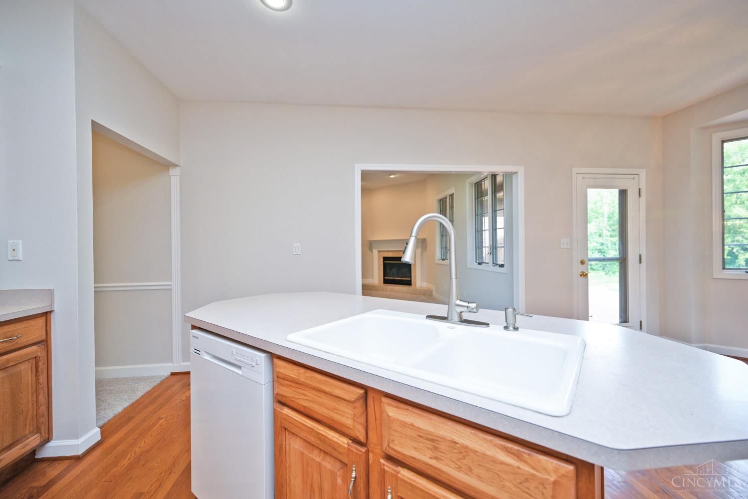 5474 Chancellor Lane, Hamilton Twp, OH, 45152 — photo 16