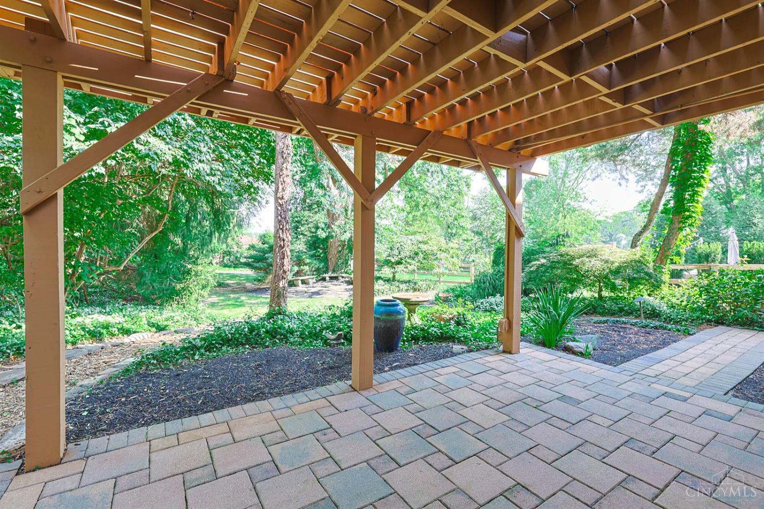 7306 Redondo Court, Madeira, OH, 45243 — photo 25