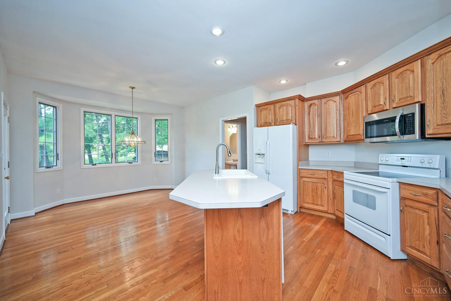 5474 Chancellor Lane, Hamilton Twp, OH, 45152 — photo 13