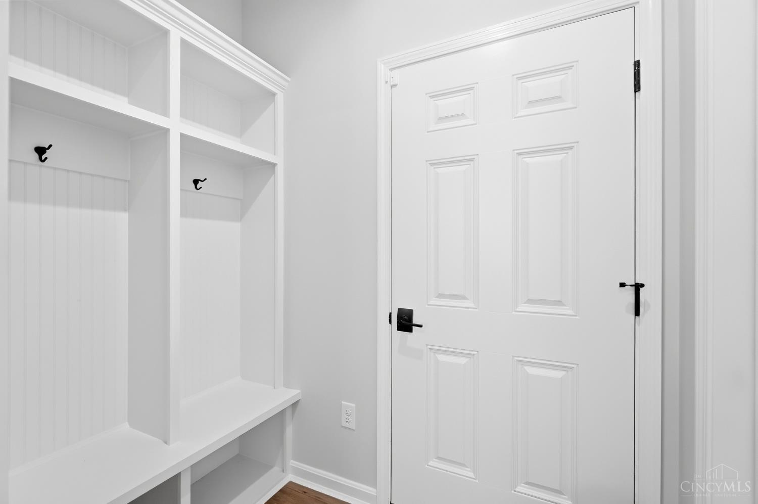 5785 Turning Leaf Way, Hamilton Twp, OH, 45039 — photo 17